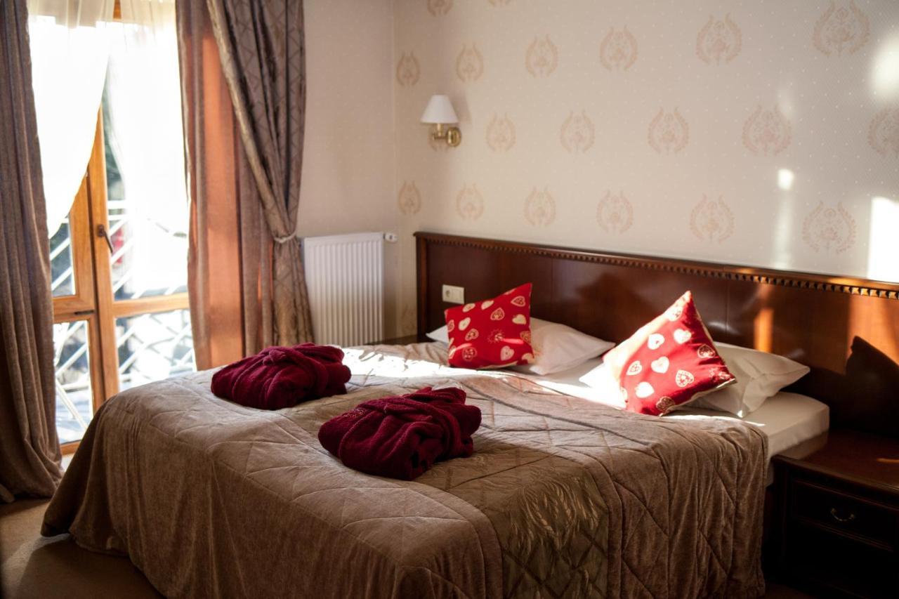 Romantik Spa Hotel Jaremtsje Eksteriør bilde