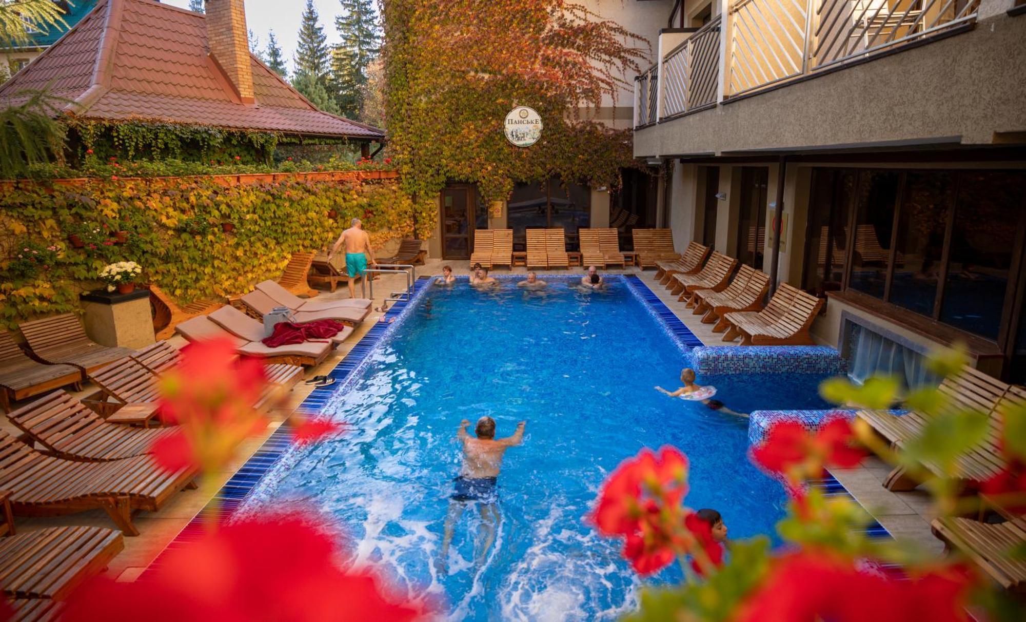 Romantik Spa Hotel Jaremtsje Eksteriør bilde