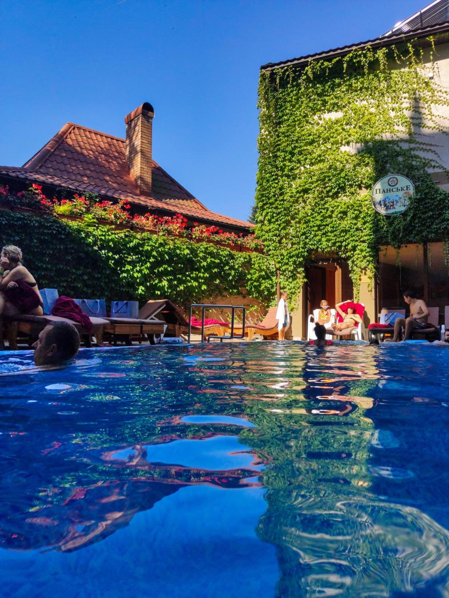 Romantik Spa Hotel Jaremtsje Eksteriør bilde